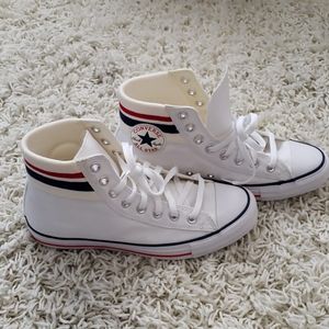 Brand New converse hi tops